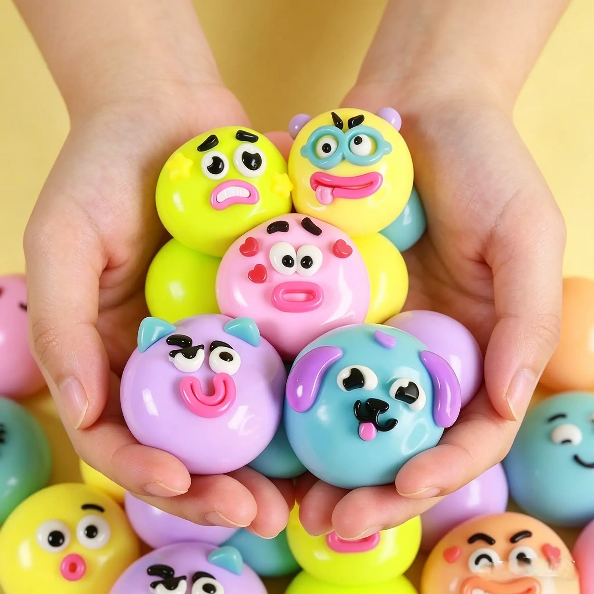 Smushers Squishy Cutie Toy - Multisensory Stress Relief Dog Face Swap, Soft and Moldable, Portable Anxiety Relief, Safe Maltose Material, Ideal for Party Favors